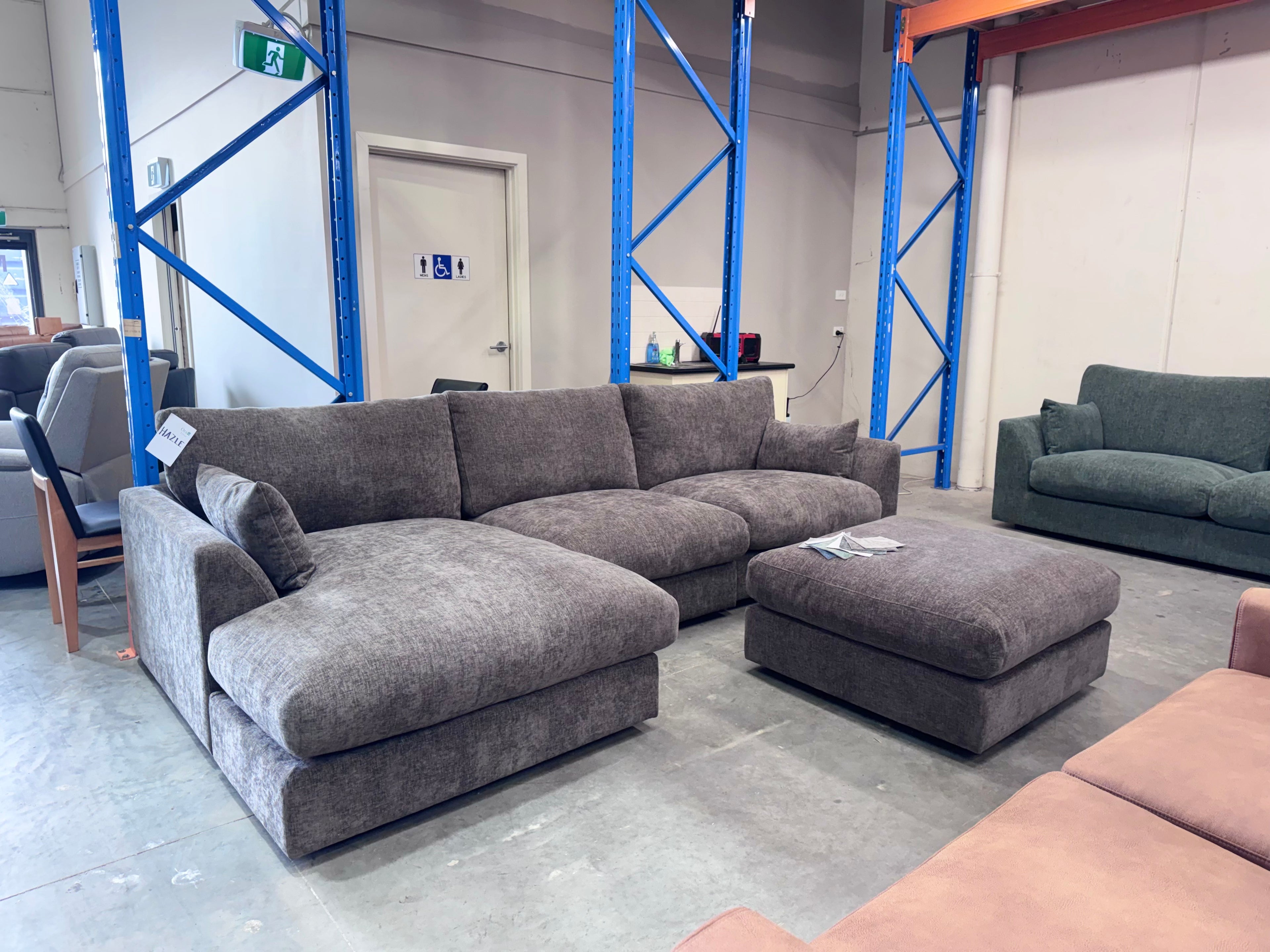 Hazel Chaise & Corner
