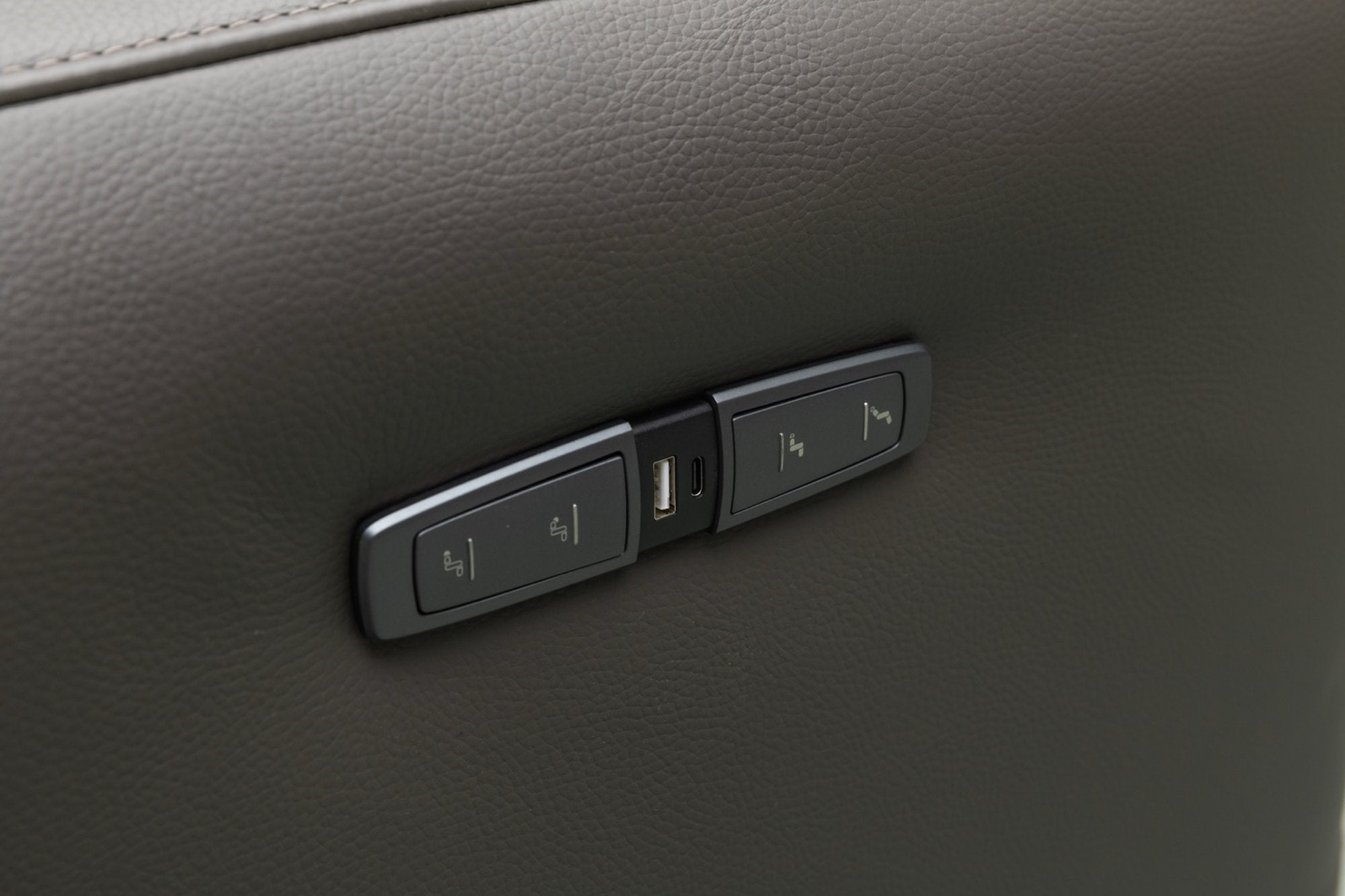 Iris electric modular corner