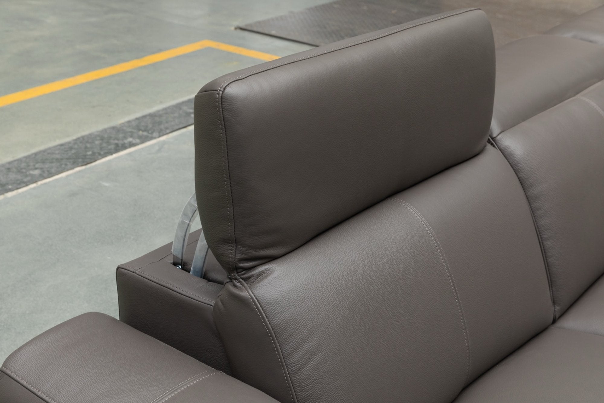 Iris electric modular corner